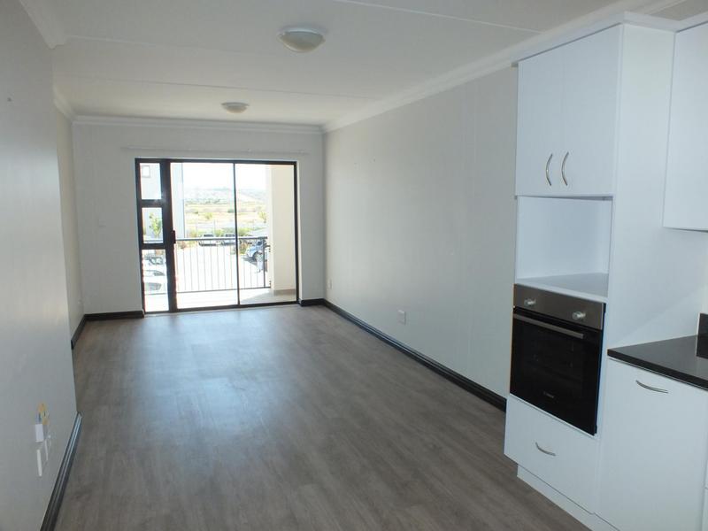 To Let 2 Bedroom Property for Rent in Buhrein Western Cape